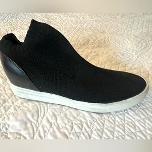 Black Knit Slip-on Sneakers with Interior Heels
